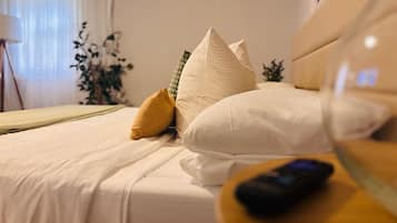 Työpöytä, silitysrauta/-lauta, vauvan matkasänky, ilmainen Wi-Fi