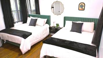 3 Schlafzimmer, Schreibtisch, Bügeleisen/Bügelbrett, kostenloses WLAN