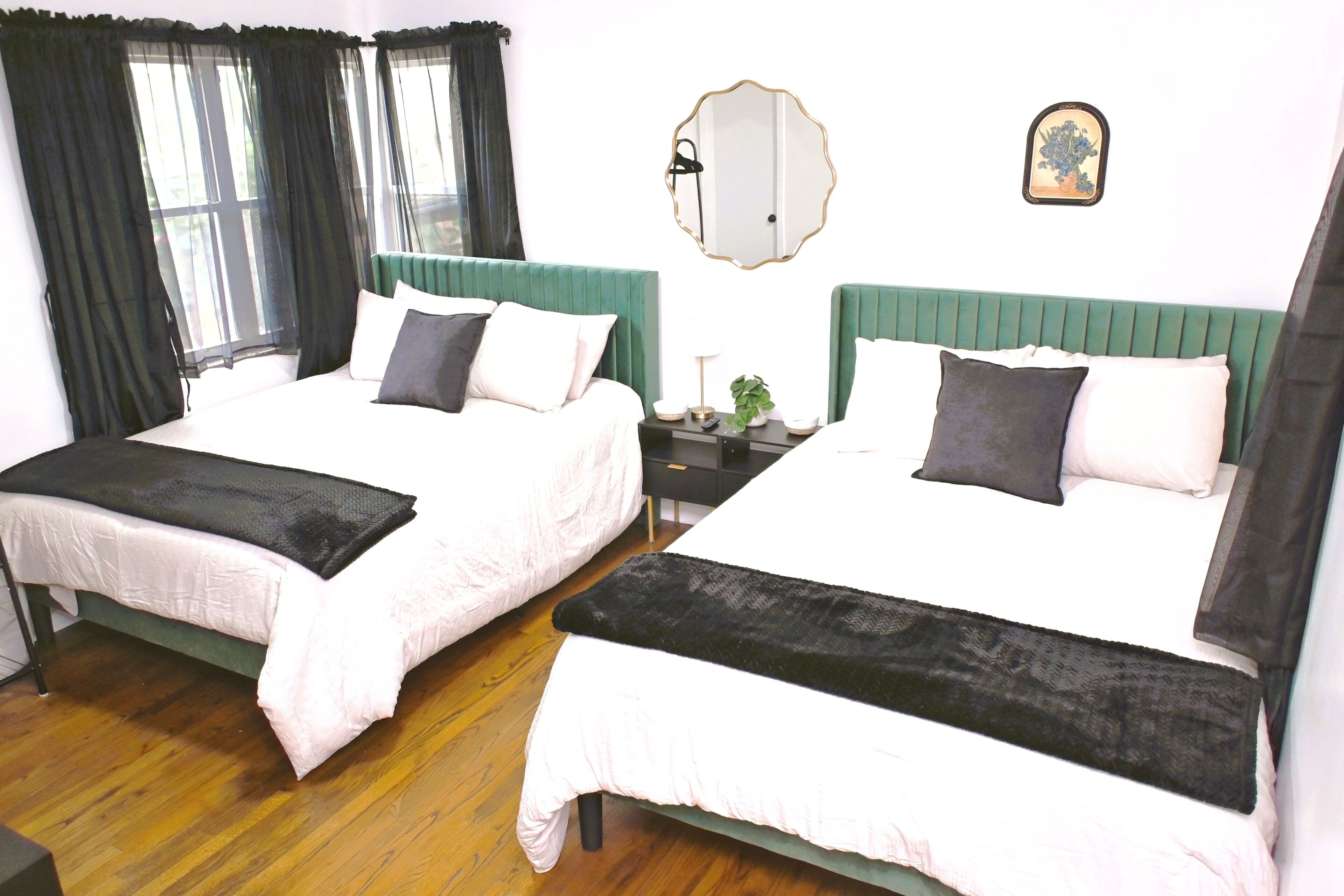 3 soverom, skrivebord, strykejern/-brett og wi-fi (inkludert)