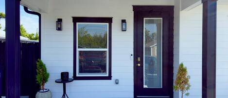 تفاصيل الفندق من الخارج