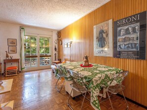 Dining - Apartment Larici by Interhome (Madesimo)