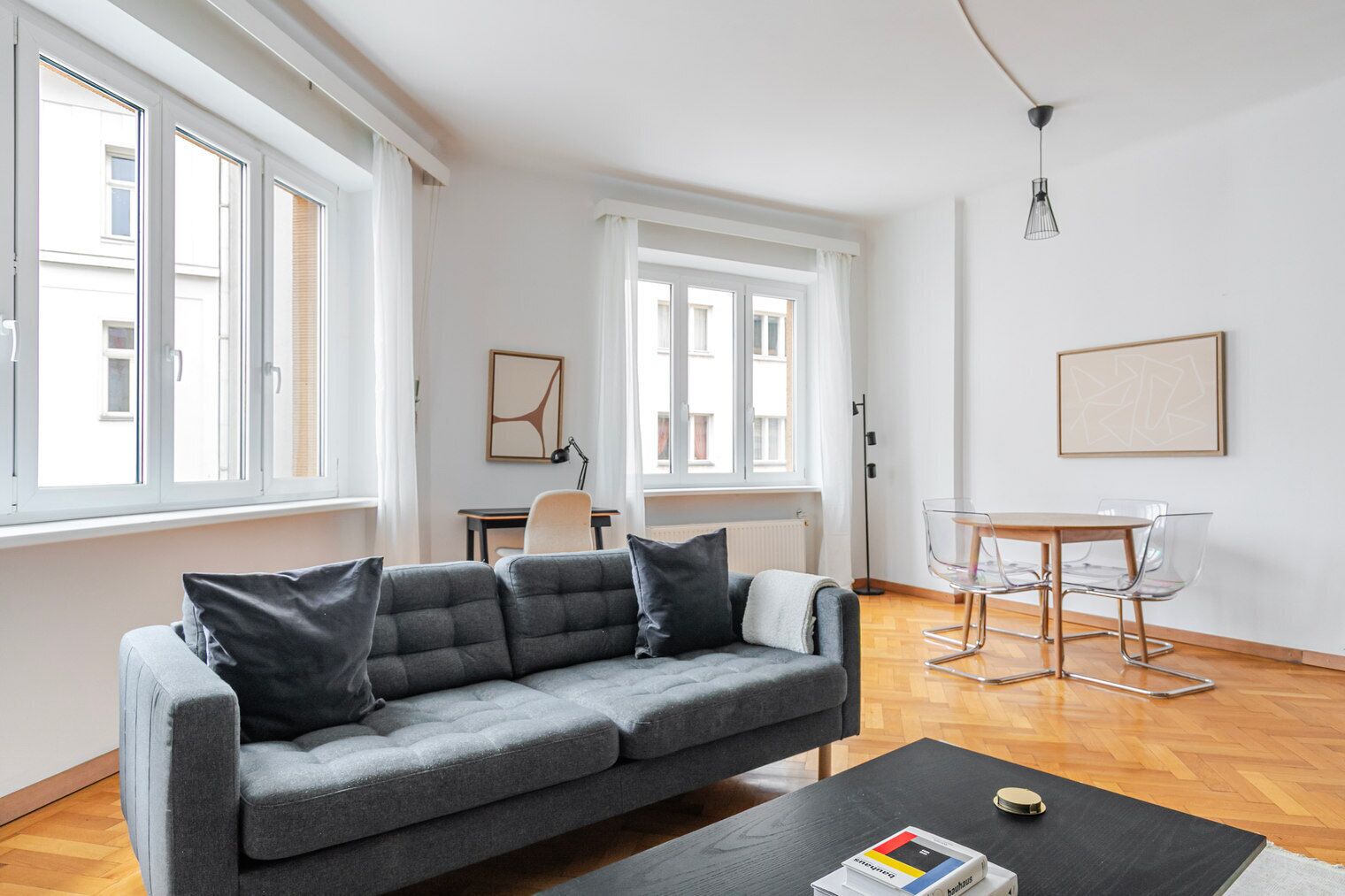 Fernseher, Stereoanlage