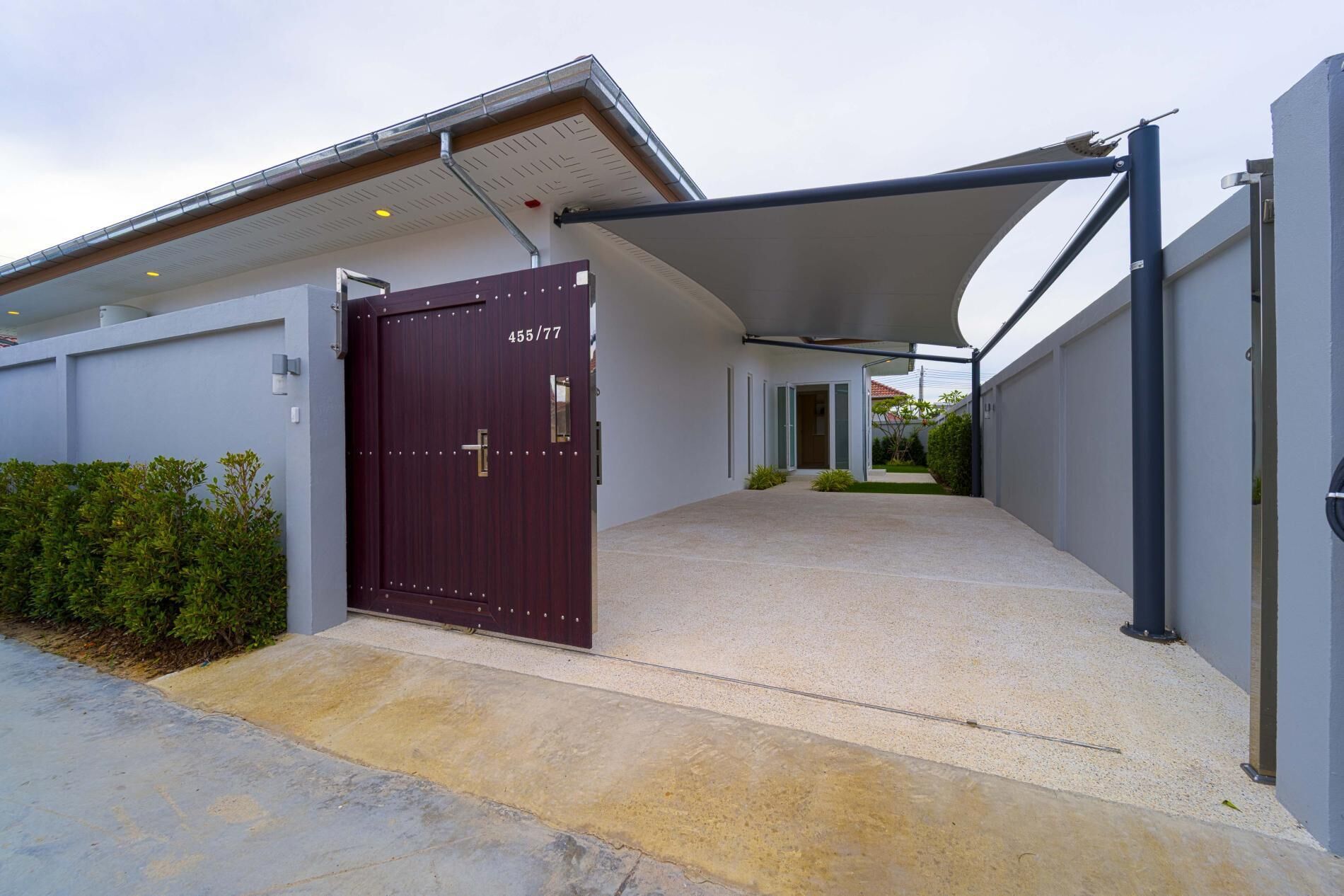 숙박 시설 정면