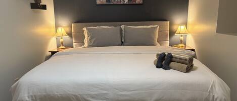 3 bedrooms, iron/ironing board, free WiFi, bed sheets