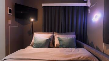 Condo, 1 Bedroom, Non Smoking | Desk, iron/ironing board