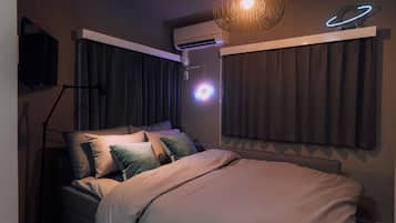 Condo, 1 Bedroom, Non Smoking | Desk, iron/ironing board