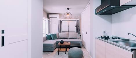 Condo, 1 Bedroom, Non Smoking | Private kitchen