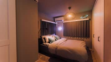 Condo, 1 Bedroom, Non Smoking | Desk, iron/ironing board