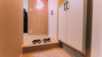 Condo, 1 Bedroom, Non Smoking | Desk, iron/ironing board