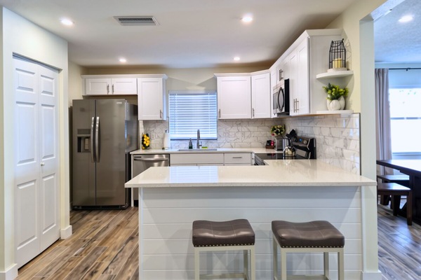 Microwave, oven, stovetop, dishwasher