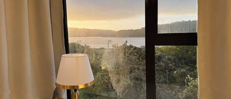 Desk, laptop workspace, free WiFi