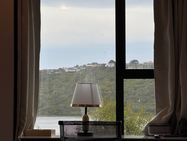 Double Room, 1 Queen Bed, Non Smoking, Sea View | Desk, laptop workspace, free WiFi