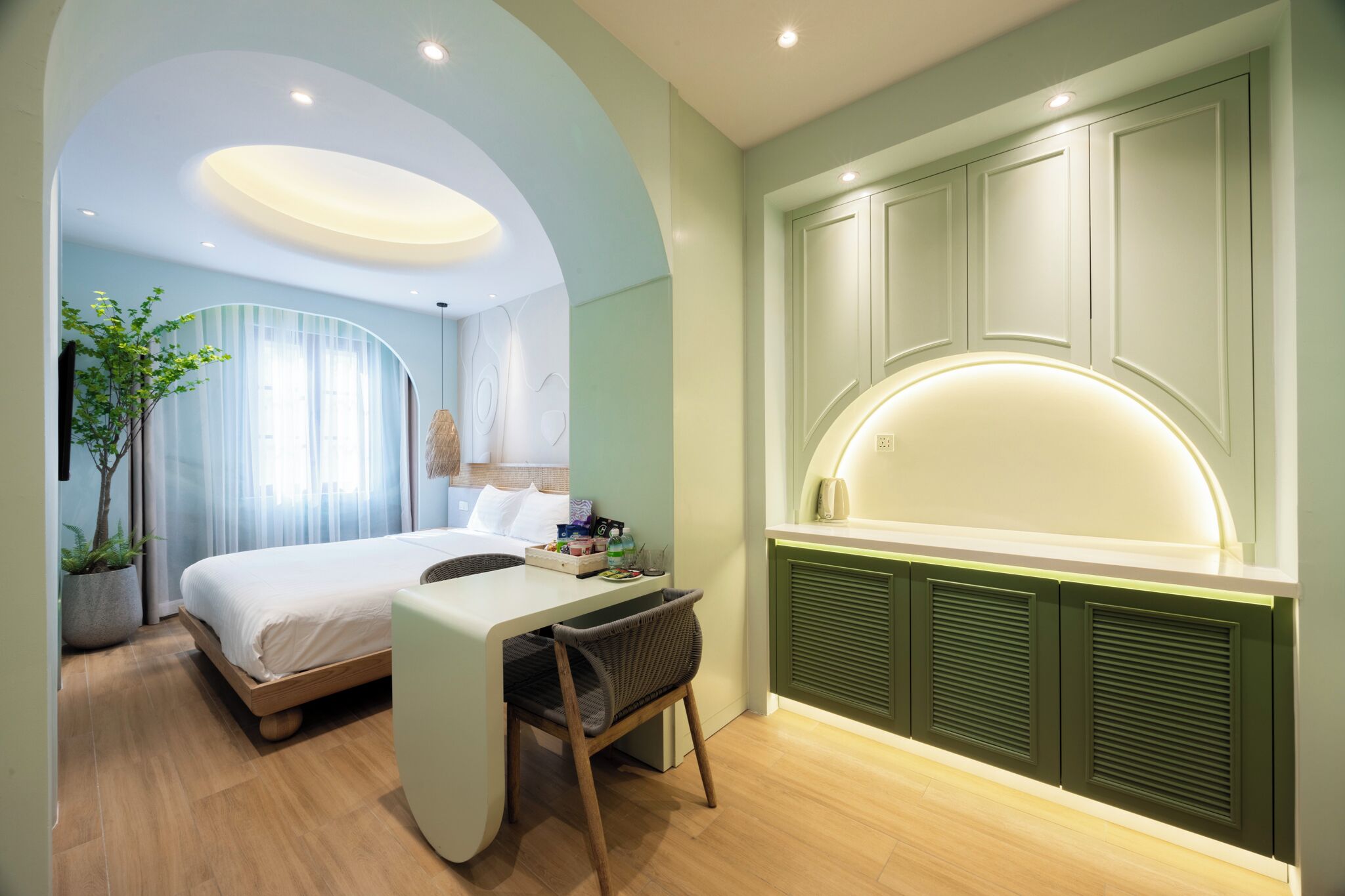 Artículos del minibar gratis y caja de seguridad en la habitación 