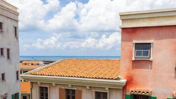 Suite Studio Design, vue plage | Coin séjour