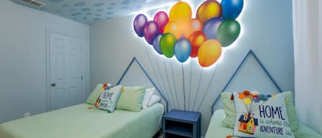 Fer et planche Ă repasser, Wi-Fi, draps fournis