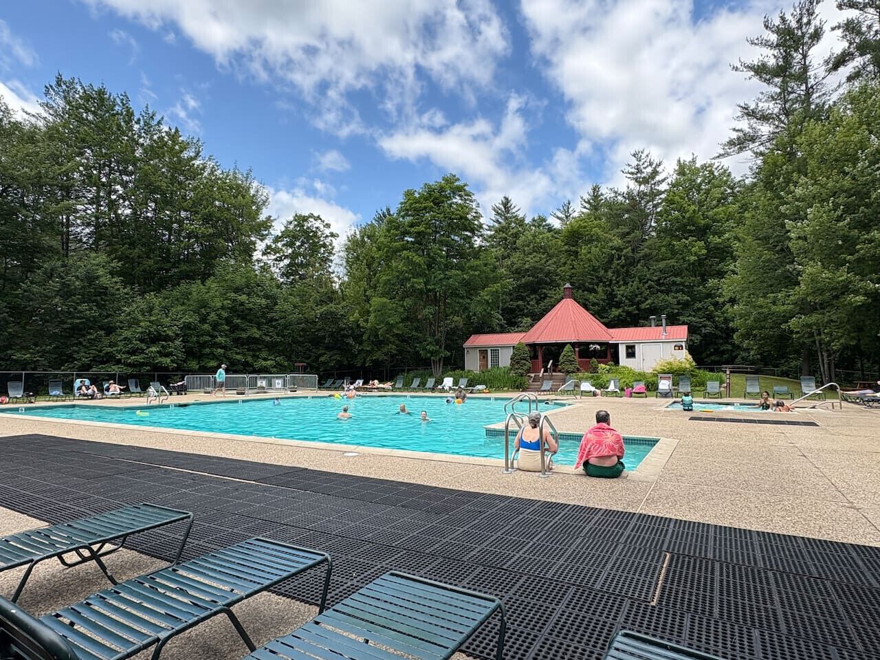 室內泳池、室外泳池