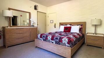 1 sovrum, skrivbord, resesäng och gratis wi-fi