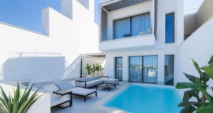 AZULIS Athos: 2BR Villa with Pool, Roof Terrace with Seaview