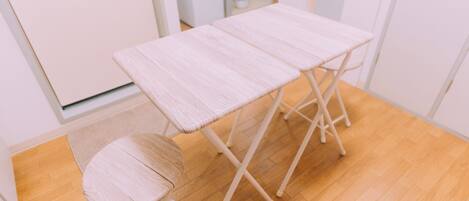 Appartement, 2 lits doubles, non-fumeur | Cuisine privée | Réfrigérateur grande capacité avec congélateur, four à micro-ondes