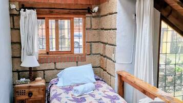 9 bedrooms, iron/ironing board, WiFi, bed sheets