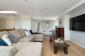 Smart TV, fireplace, table football, ping pong