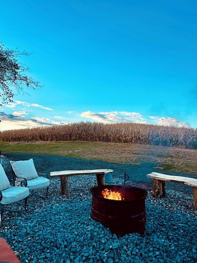 Rustic Cabin with Stunning Views and Walking Paths