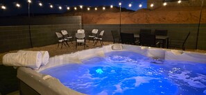 Outdoor spa tub - Hot Tub, Kayaks, Game Room, Boat Parking, Fire Pit, King, WD (Page)