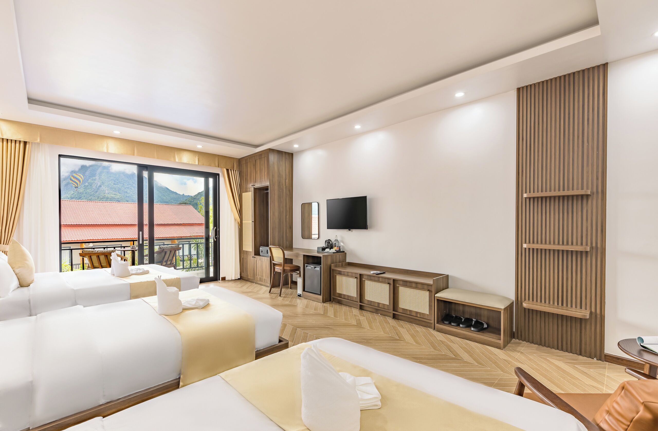 Familjerum för fyra - balkong - utsikt mot bergen | Gratis wi-fi