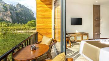 Superior dubbelrum - balkong - utsikt mot bergen | Terrass/Patio