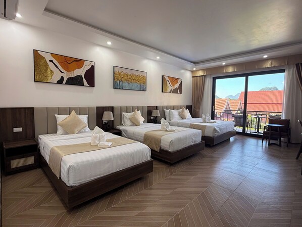 Comfort Triple Room, Balcony, Mountain View | Free WiFi