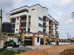 Exterior - Skycity Hotel Gh (Amrahia)