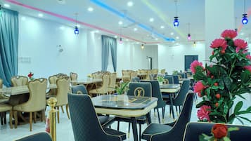 Bao gồm bữa sáng kiểu Anh hàng ngày