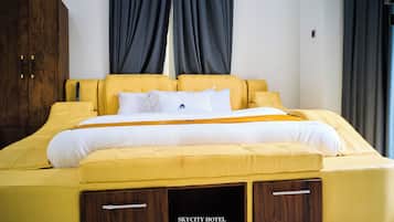 Junior Suite, Balcony, Mountain View