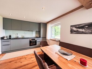 Réfrigérateur, lave-vaisselle