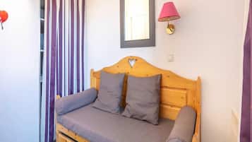 Apartment | Living room