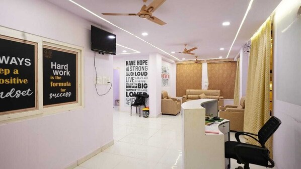 Exterior - Deccan Dormitory (Hyderabad)