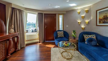 Coffres-forts dans les chambres, bureau