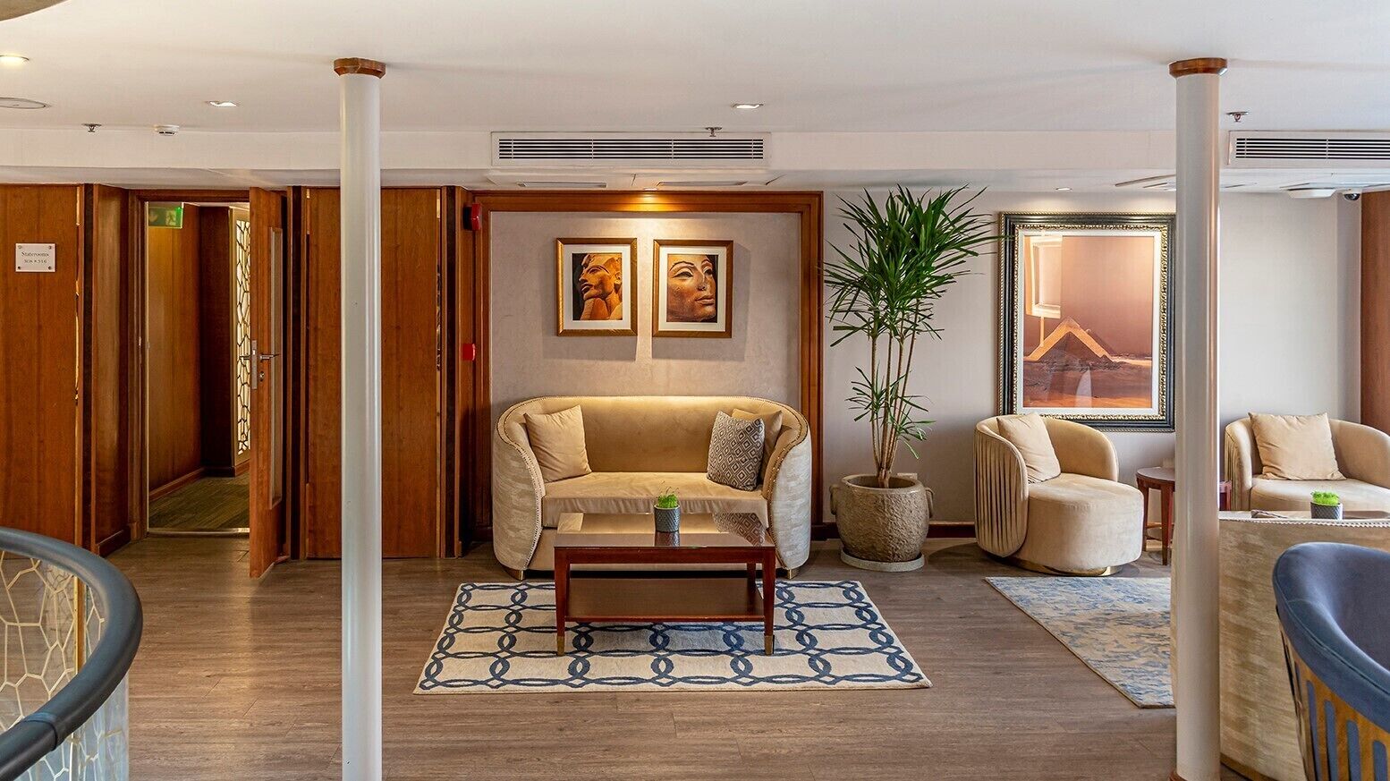 In-room safe, desk, laptop workspace