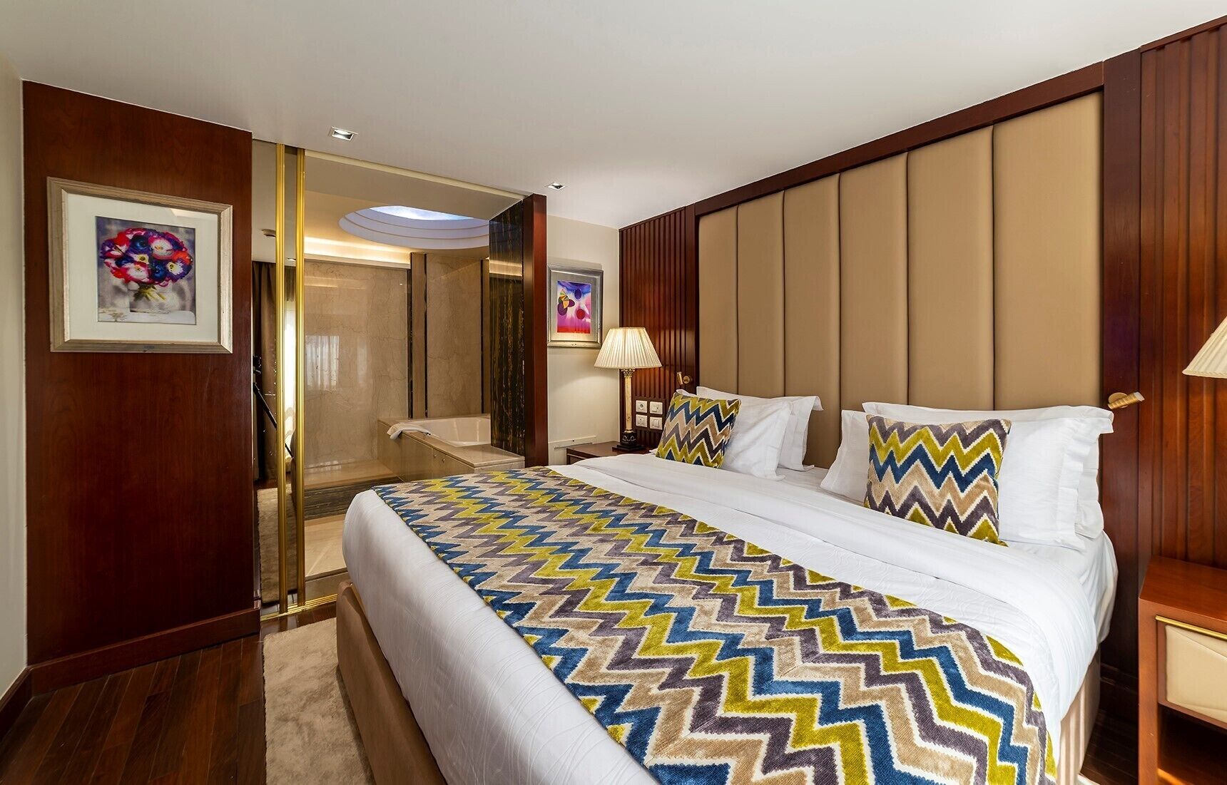 In-room safe, desk, laptop workspace