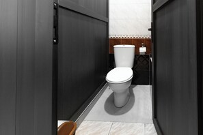 Shared bathroom - Great Trip in Tashkent (Tashkent)