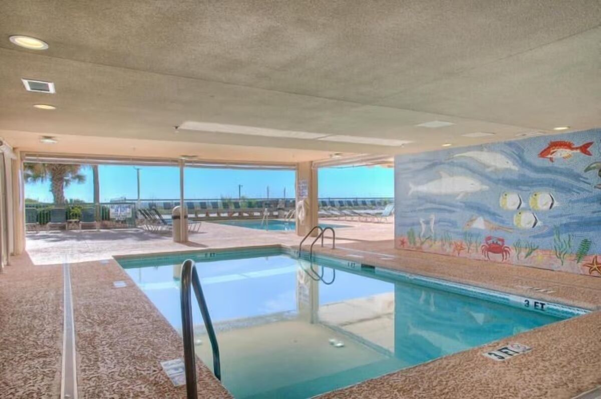 Piscine couverte, piscine extérieure