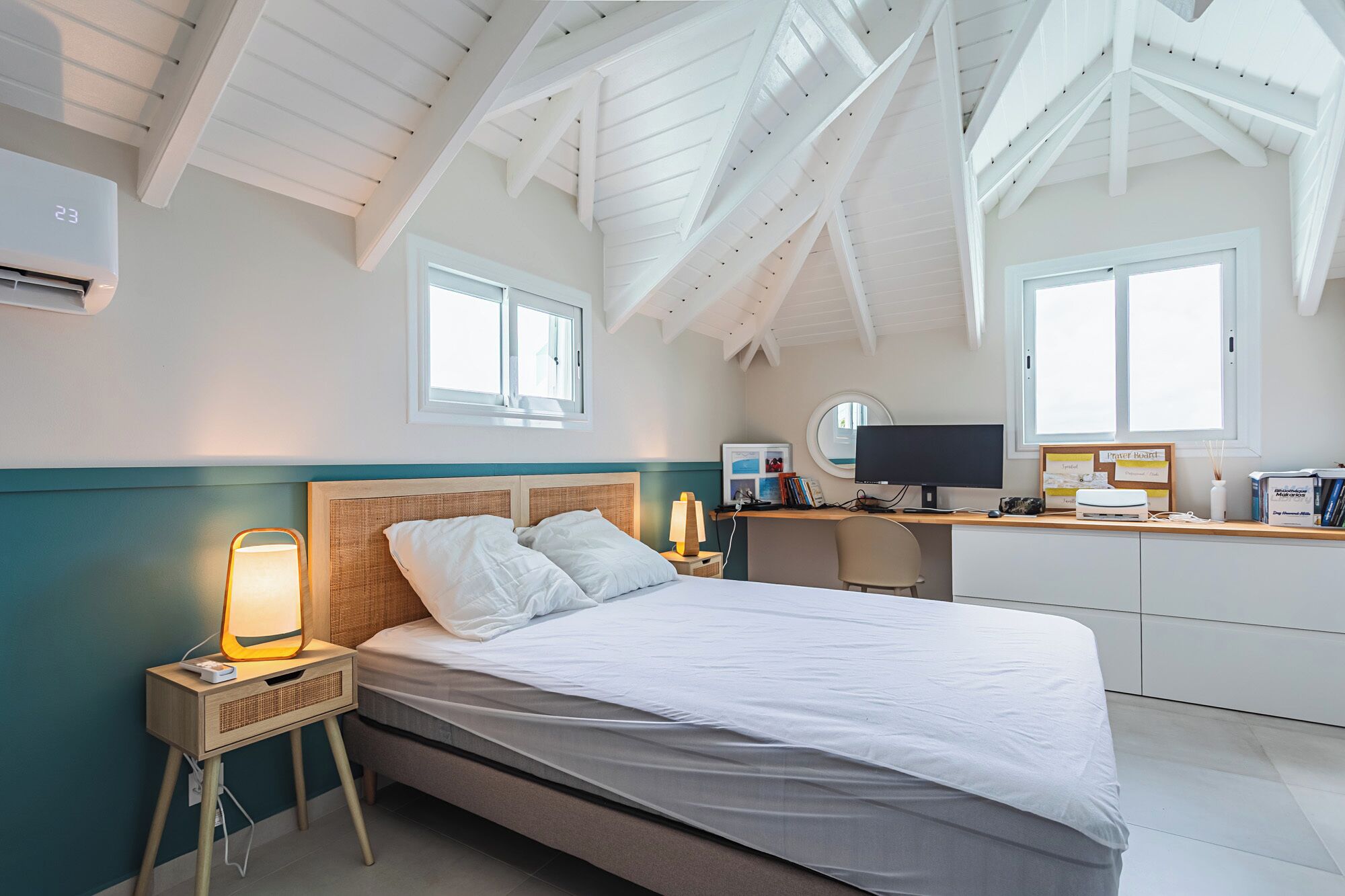 4 chambres, fer et planche à repasser, Wi-Fi, draps fournis