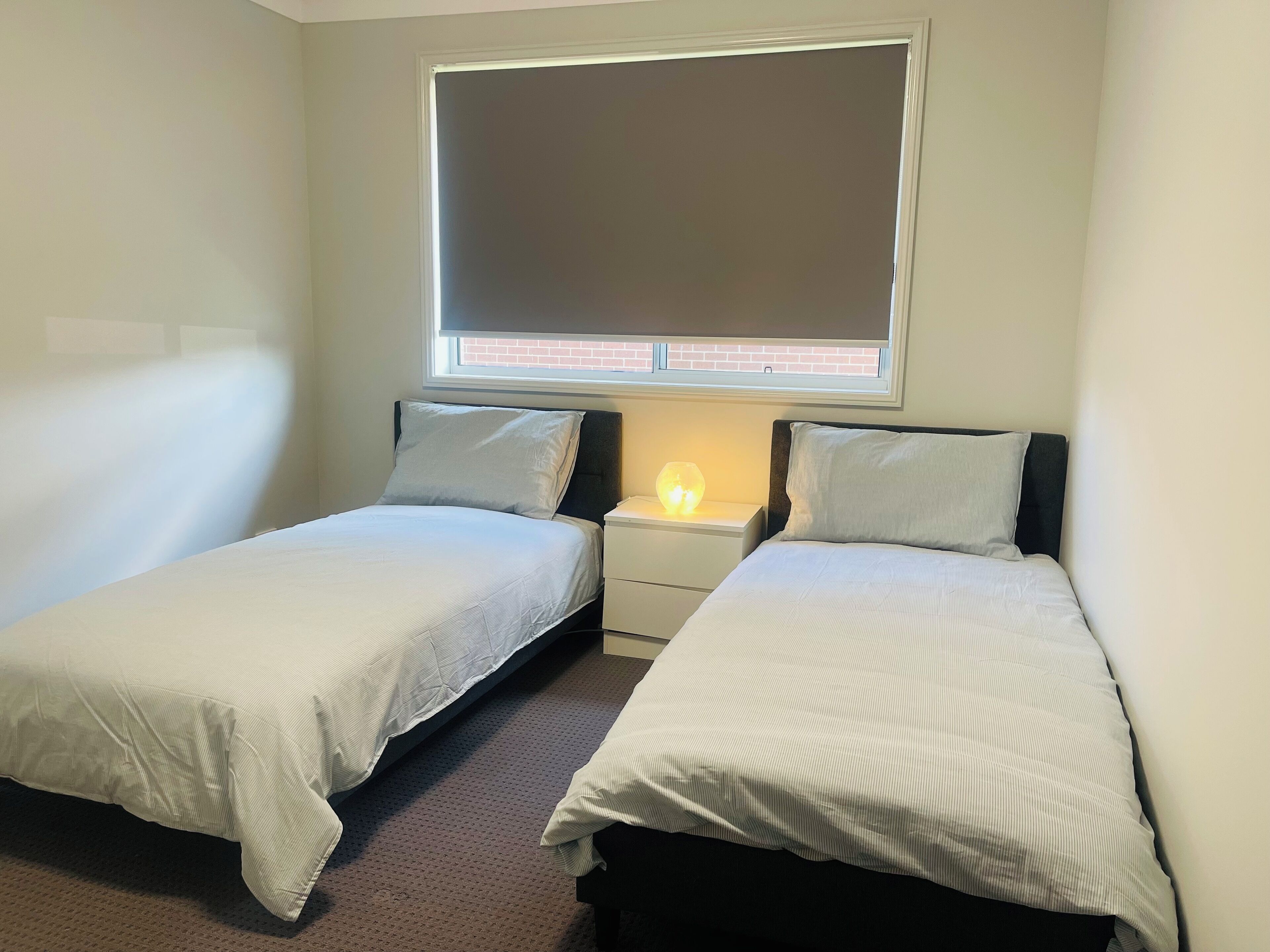 5 slaapkamers, een strijkplank/strijkijzer, gratis wifi, beddengoed