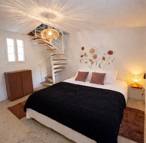 5 Schlafzimmer, Bügeleisen/Bügelbrett, Reisekinderbett, kostenloses WLAN