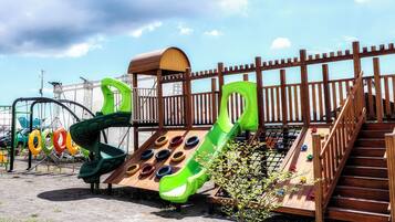 Children's play area - outdoor