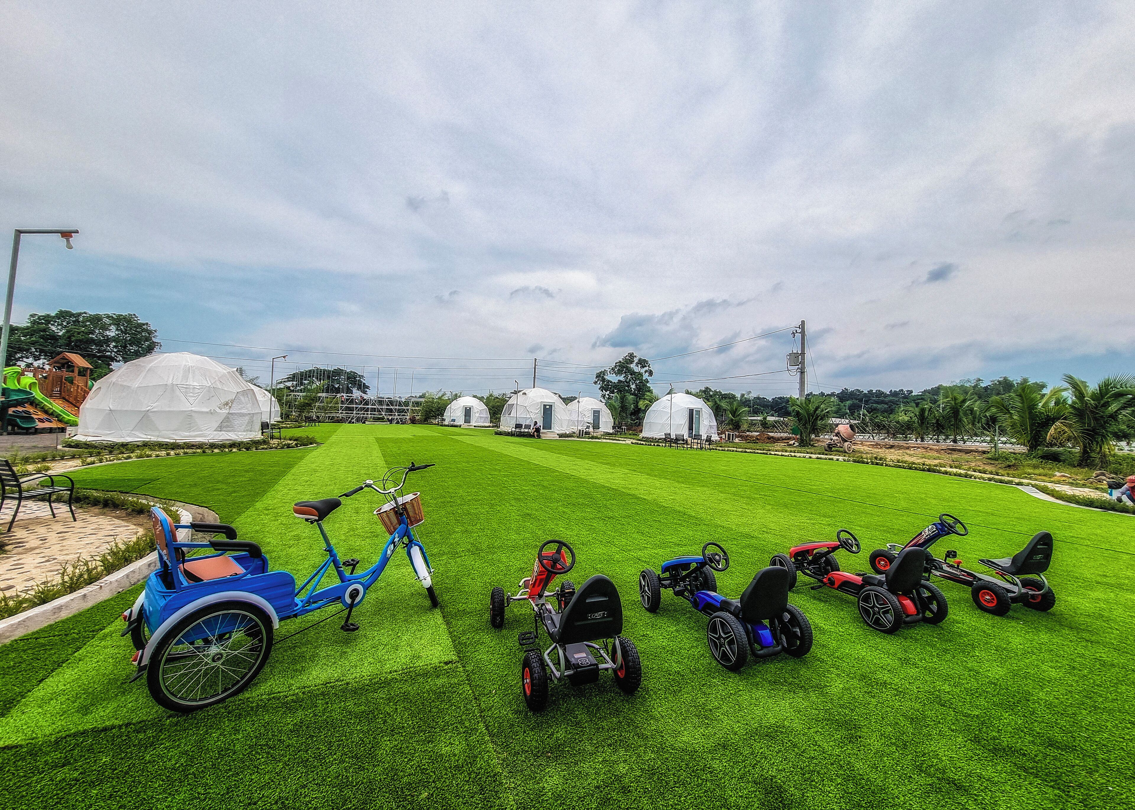 Children's play area - outdoor