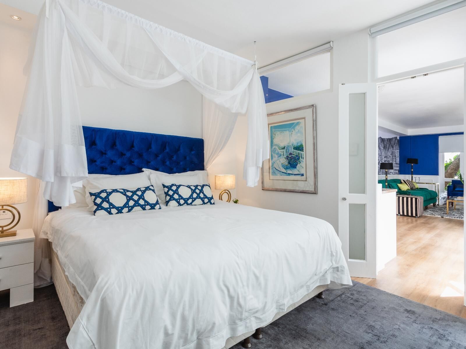 奢华套房 | 办公桌、笔记本电脑工作区、免费 WiFi