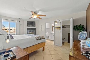 2 bedrooms, desk, iron/ironing board, travel cot