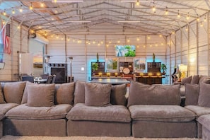 Interior - 2BR Family Oasis: Pool, Fire Pit, Yoga Deck (Joshua Tree)