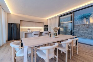 Dining - Holiday Home Good Life (Ugljan) (Ugljan)